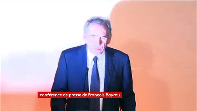 François Bayrou assure qu'il n'y a jamais eu d'emplois fictifs au MoDem