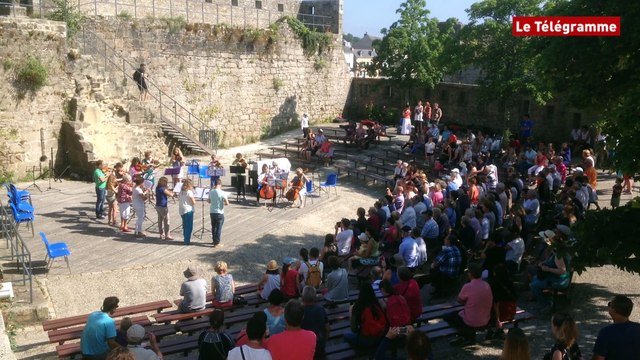 Concarneau. En avant la musique !
