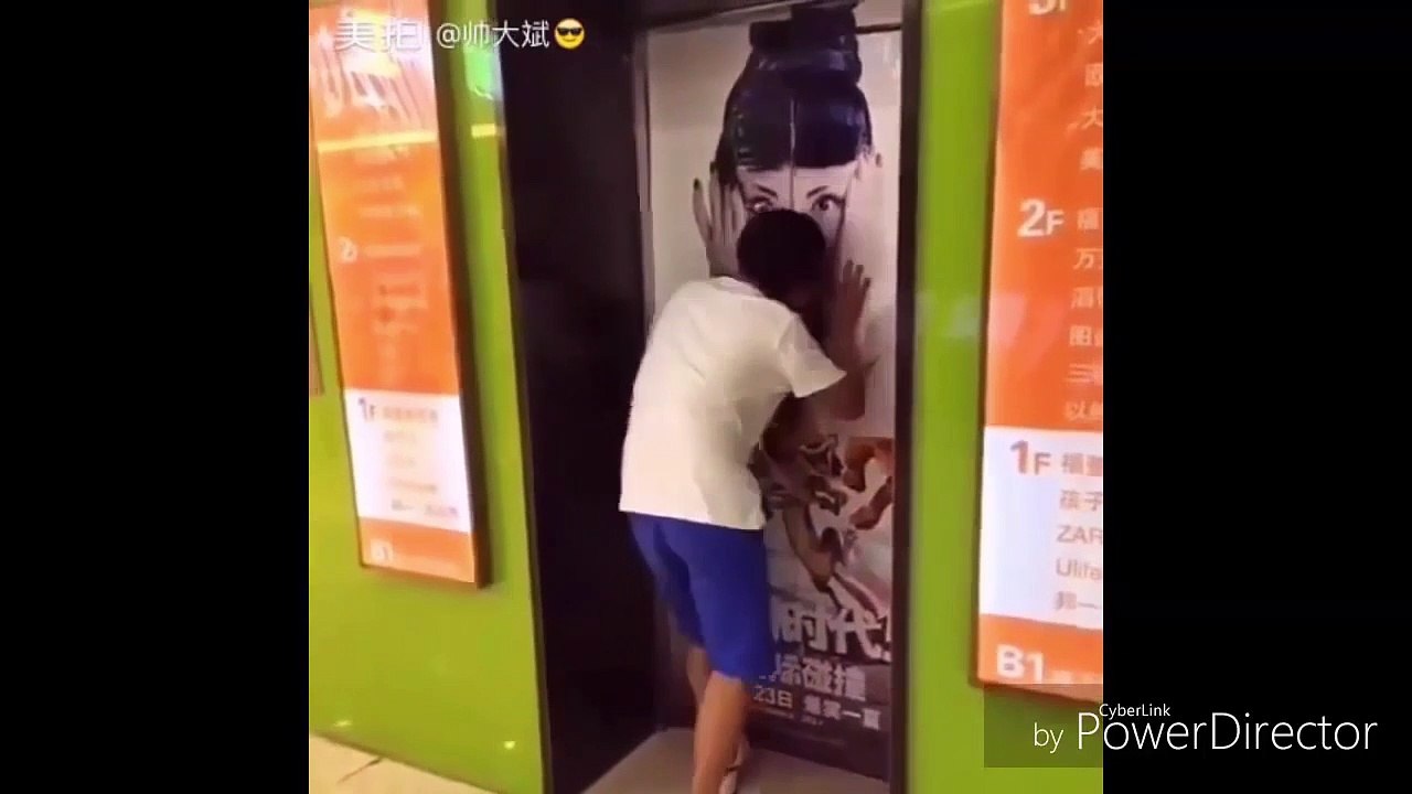 Funny Chinese videos - Prank chinese 2017 can't2-nBwrfZxv