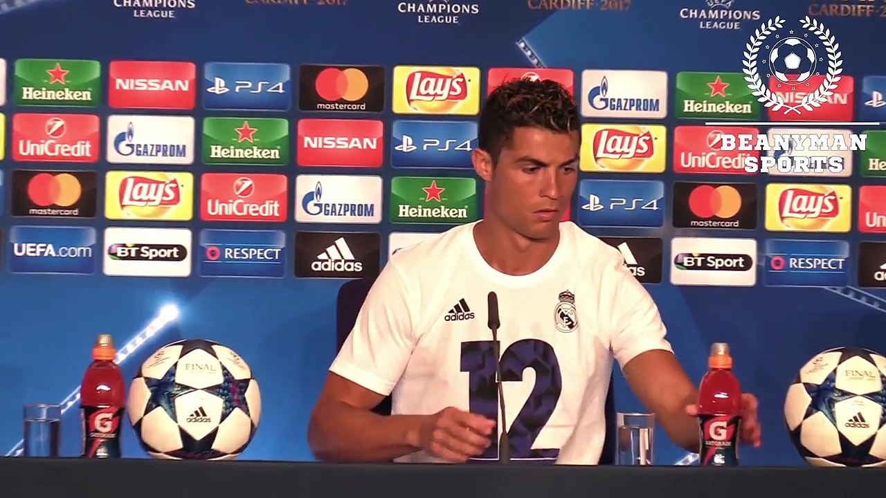 Cristiano Ronaldo Full Press Conference Collects Man Of The Match Award From Sir Alex Ferg