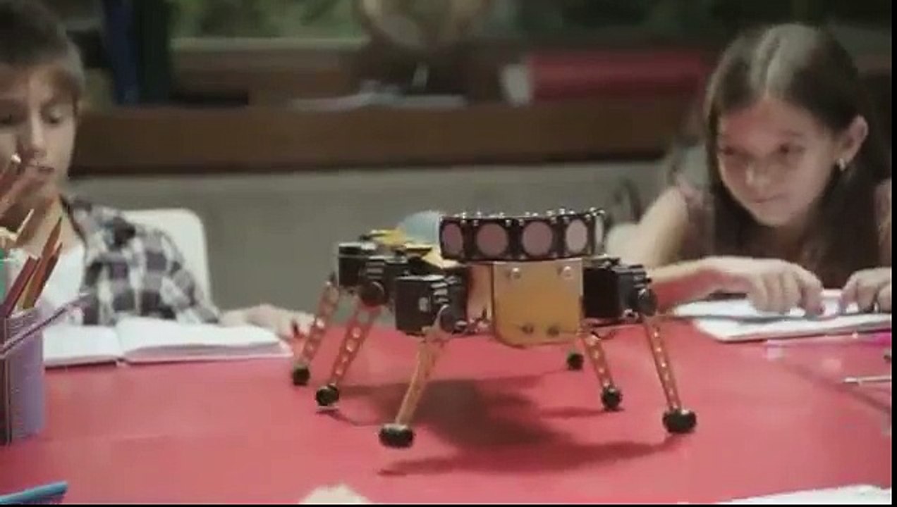 Очень красивое видео об iRobot | Very Nice Video About iRobot