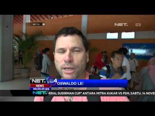 Video herunterladen: Kedatangan Persipura Disambut Meriah Supporter - NET24