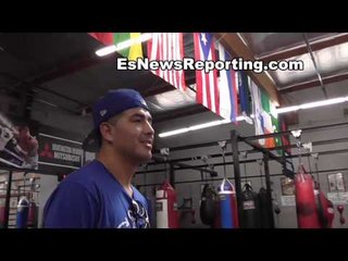brandon rios no marks on face says diego chaves hits like a bitch - EsNews