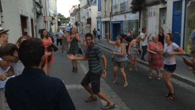 Quand la rue Grollier devient un dancefloor