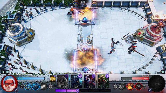 Örümcek Çocuk Clash Royale Benzeri Oyun Oynuyor Örümcek Çocuğun Oyun Maceraları Çizgi Film