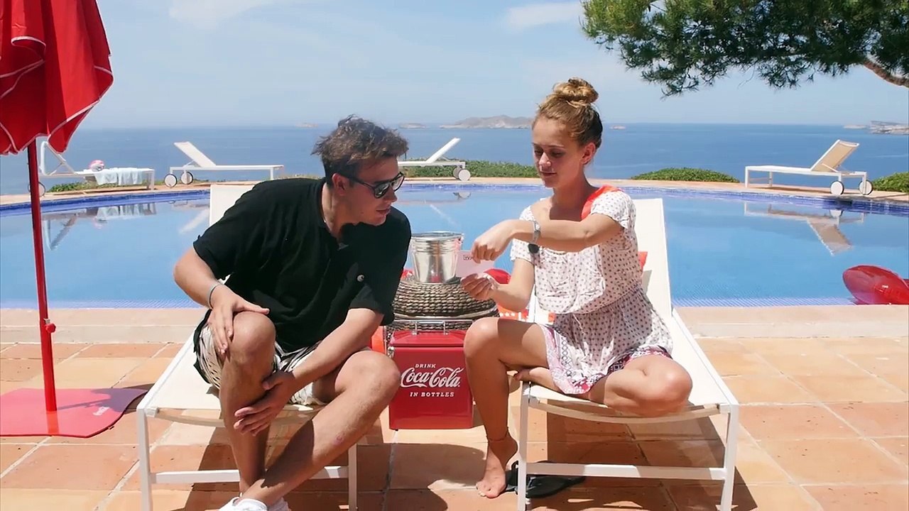 Voll abgehoben: Snukieful & CrispyRob auf Ibiza | #CokeTVBucketlist