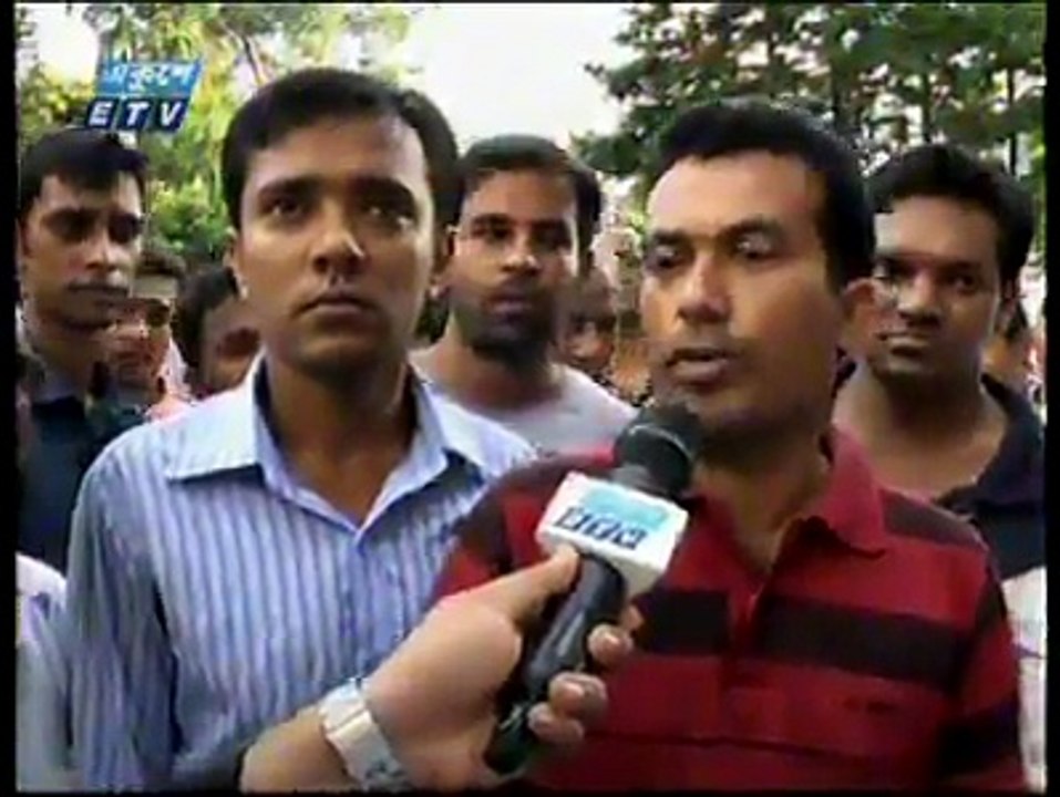 Ekusher Chokh Video
