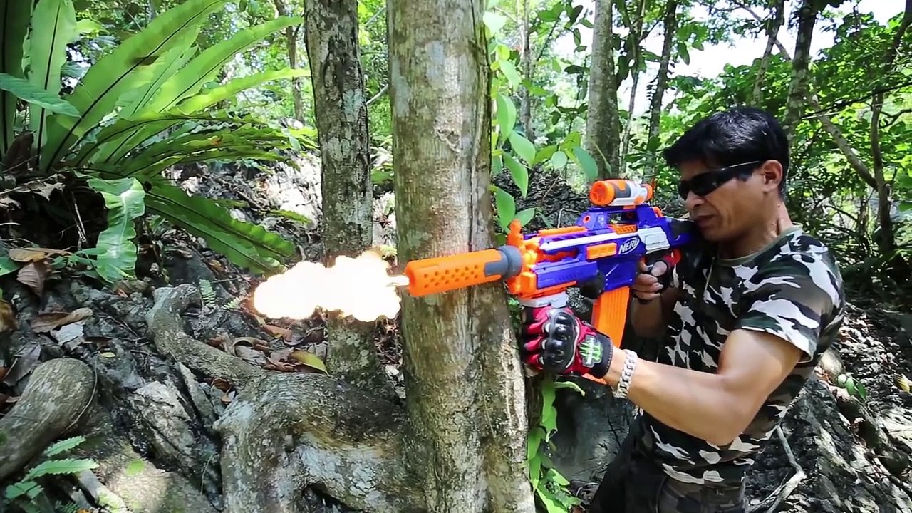 Superhero Action Spiderman Super Girl Nerf guns Rape Soldier rescue Police Girl Nerf war