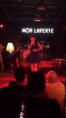 Mon Laferte se queda sin voz en Concierto y fans se molestan por la cancelación del Show