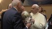 Miembros del salón de la fama de la NFL visitaron el Vaticano
