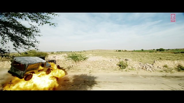 Baadshaho Official Teaser - Ajay Devgn, Emraan Hashmi, Esha Gupta, Ileana D'Cruz & Vidyut Jammwal (1)
