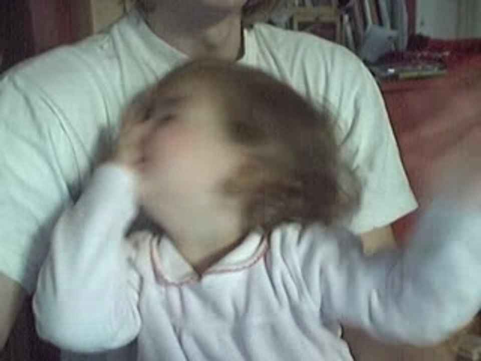 Video 2 Lylou presque 2 ans
