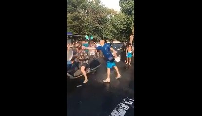 Un groupe de jeunes font tomber une fille en scooter à Villetaneuse.