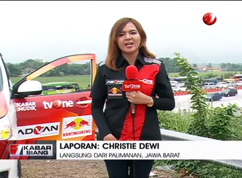 Penumpukkan Kendaraan di Gerbang Tol Palimanan