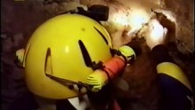 Odkrywanie jaskiń. Wciąż niezdobyte miejsca aż się leska kręci w oku.