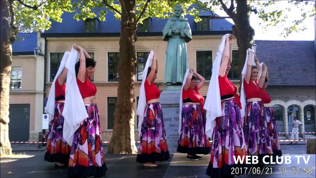 Danse orientale Place du Wetz d'Amain, 62000 Arras Pour la fête de la musique