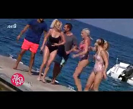 η εμφάνιση με μαγιό της φαίη σκορδά