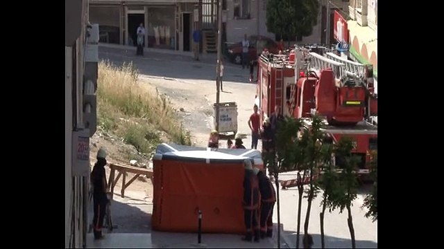 Çocuğunun canını hiçe sayınca vatandaşlar böyle tepki gösterdi!