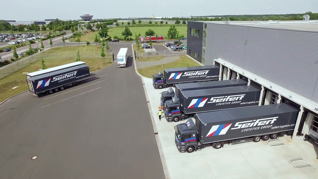 Porsche Die Logistik der Zukunft - 100 Prozent elektrisch