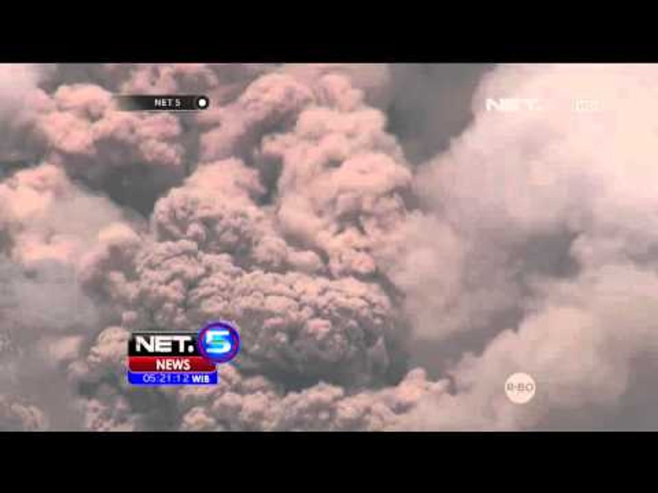 Bromo Keluarkan Lava Pijar Fase Erupsi Dekati Puncak - NET5