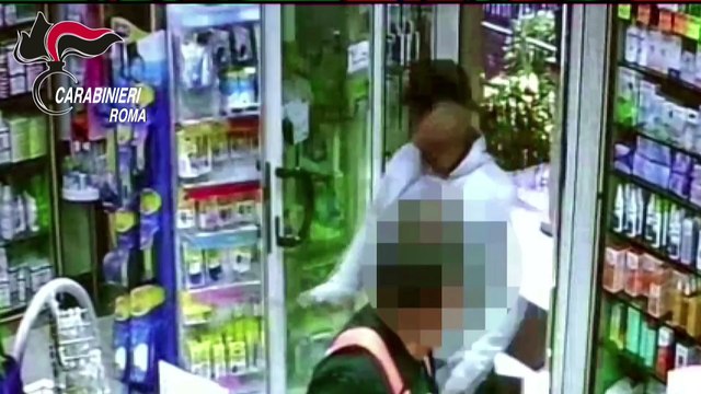 Alessandrino, in manette rapinatore solitario di farmacie e supermercato