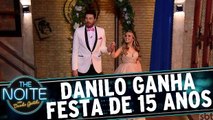 Larissa Manoela faz festa de debutante para Danilo Gentili