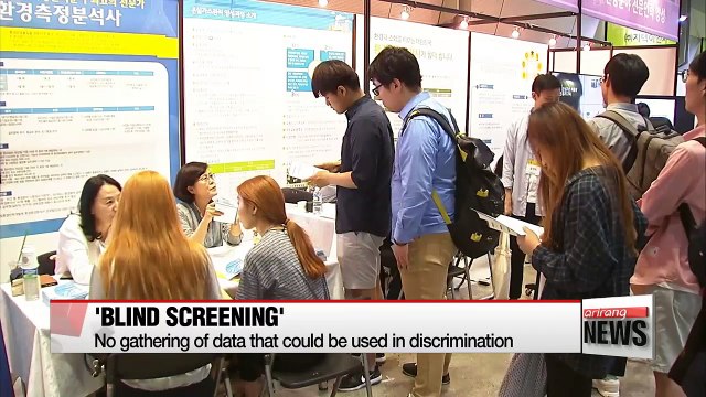 British PM Theresa May apologizes for the state's London apartment fire response