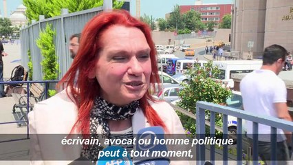 Turquie: l'interdiction de voyager d'Asli Erdogan levée