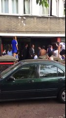 Theresa May huée après une rencontre avec des sinistrés de la tour incendiée de Londres