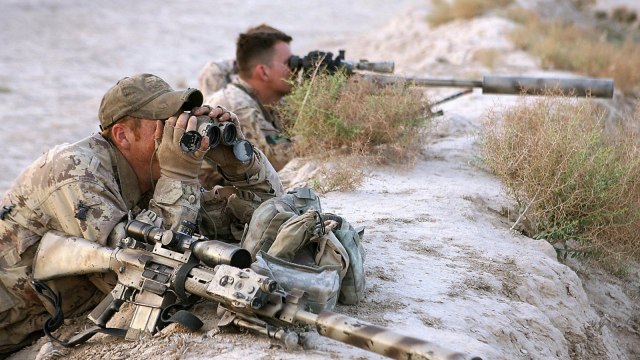 Canadian sniper breaks world record for longest kill shot