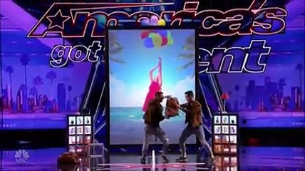 tour de magie sensationnel avec trucage video