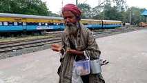 AN INDIAN BEGGAR SPEAKING ENGLISH FLUENTLY LIKE A RENOWNED SCHOLAR