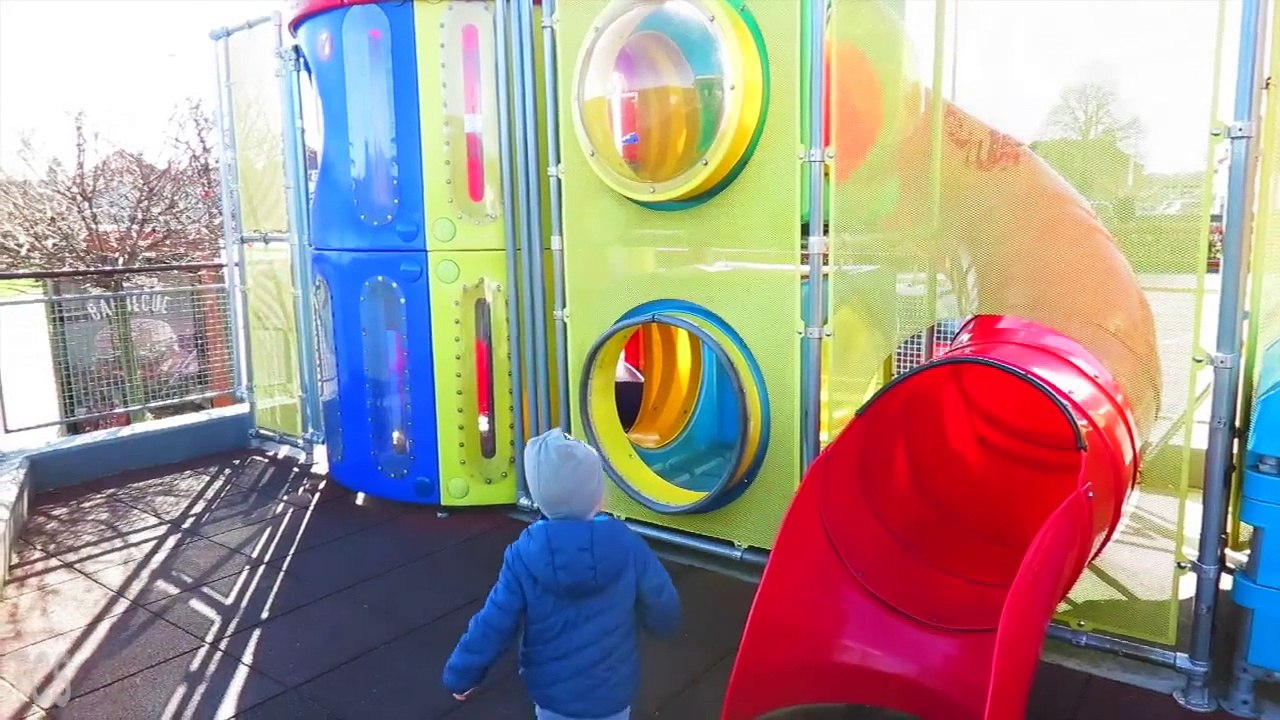 CHANGING WHEEL ON DADS car w/Thomas BAD BABY POWER WHEEL ride on AUDI Q7 and FREAK DADDY