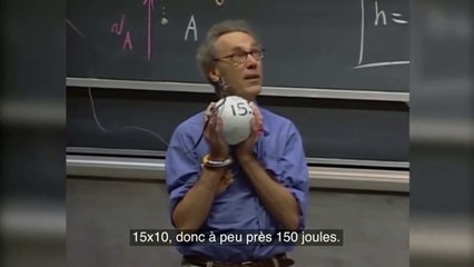 Ce prof va risquer sa vie pour illustrer une expérience de physique !