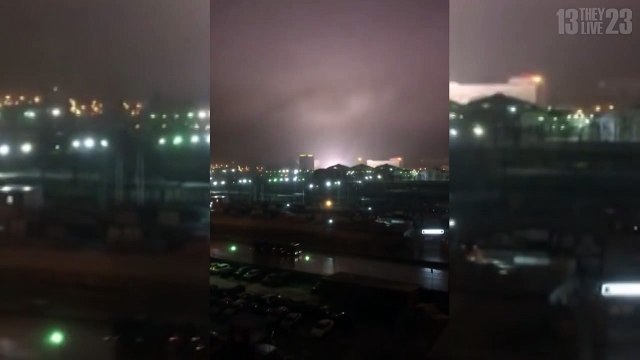 Απίστευτο!Κάτι σαν ολόγραμμα... το μάτι που τα βλέπει όλα στον ουρανό Ρωσικής πόλης!