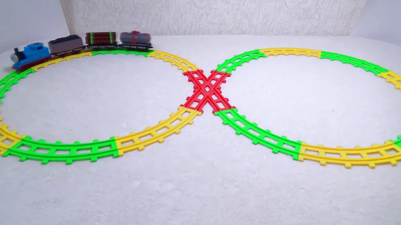 TOY TRAIN VIDEOS FOR CHILDREN THOMAS I Super Track Series Thomas and Friends Cartoon Train For Kids