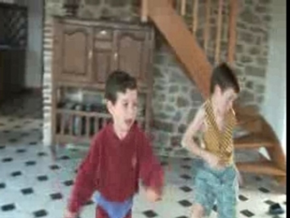 Paul et Colin dance with Bob