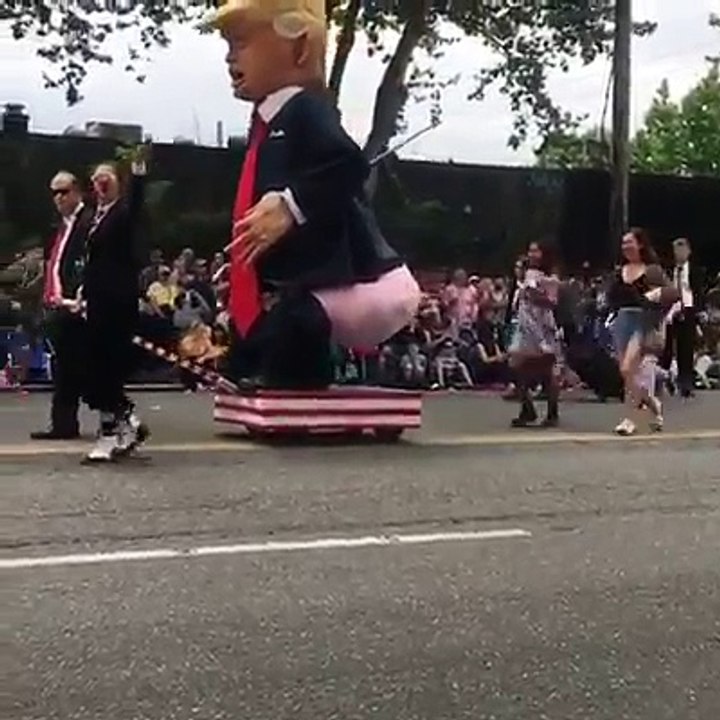 Mexican Vs Donald Trump .. Kicking a lot