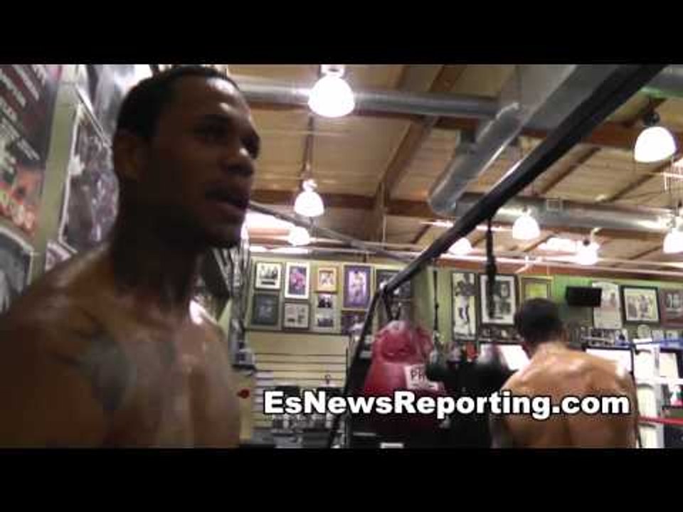 david thomas says his fav fighter is roy jones jr EsNews