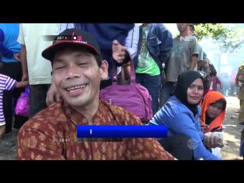 1,2 Ton Ikan Berbagai Jenis Dibagikan Gratis Di Pantai Pasanggrahan Cipatujah - NET5