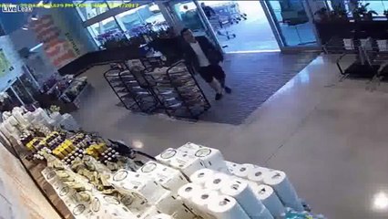 Markette cüzdan çalmak