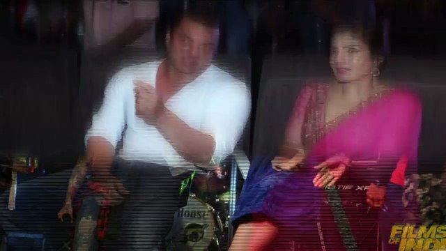 Jackie Shroff, Amruta Fadnavis, Devendra Fadnavis At Mass Yoga Event