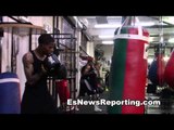andrew tabiti and ray dabombay working at mayweather boxing club - EsNews boxing