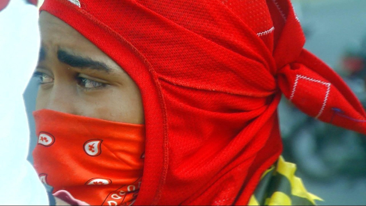 Venezuela: Violent protests continue into a third month