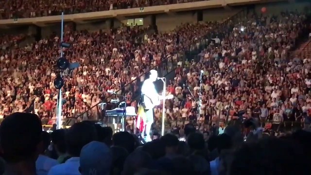 Quand Coldplay reprend du Stromae lors d'un concert Belgique, c'est tout simplement Formidable !