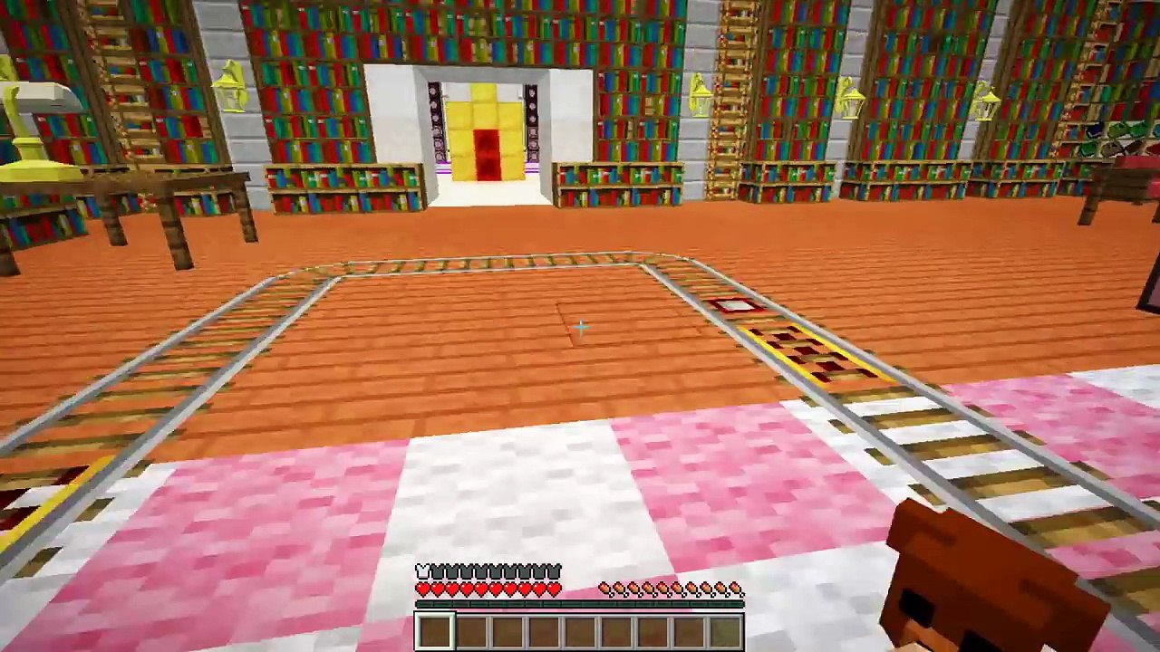 HONEY I SHRUNK BABY ELLIE! #1 | Minecraft Littl...