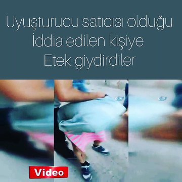 Alibeyköy'de mahalle sakinleri, uyuşturucu satıcısı olduğu iddia edilen bir erkek şahsa etek giydirip , tüm mahalleyi bu şekilde gezdirdi. Bu anlar ise cep telefonu kameralarına yansıdı.