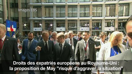 Brexit: May "risque d'aggraver la situation" des citoyens (Tusk)
