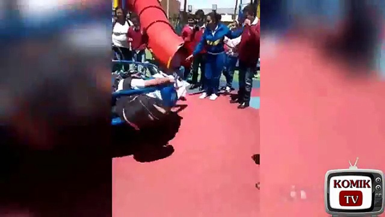 Dünyanın En Komik Kazaları ve İlginç Olayları YEPYENİ VİDEO