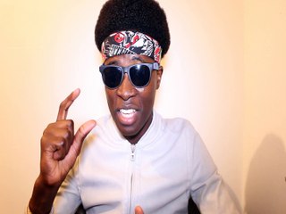 SIGNS YOU'RE IN A TOXIC RELATIONSHIP MNT SQUARED